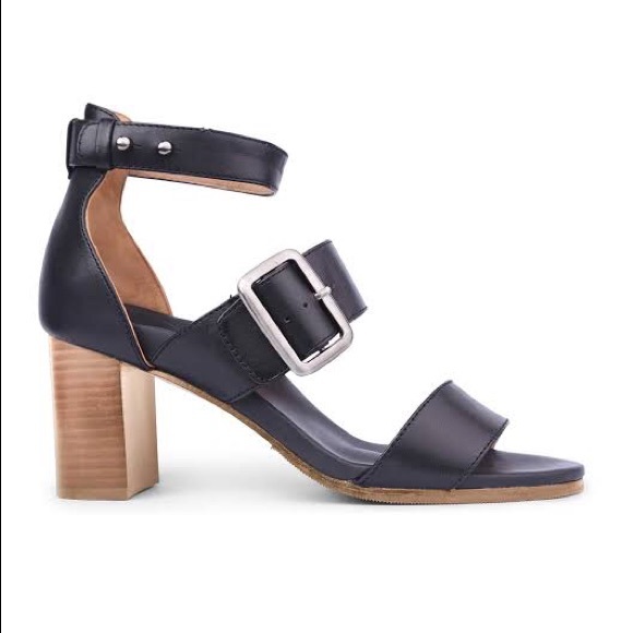 Bared heels brand new in box size 38 - Picture 3 of 4